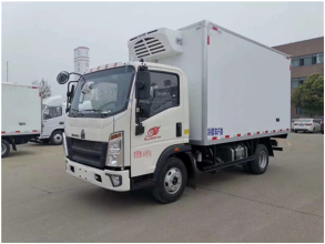重汽豪沃冷藏車(chē)國(guó)六