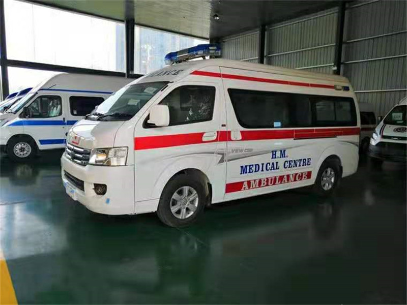 福田G9救護(hù)車（轉(zhuǎn)運(yùn)型、監(jiān)護(hù)型）汽油版