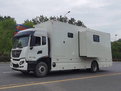 東風(fēng)天錦手術(shù)車